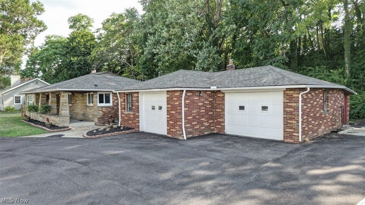 646 N Wooster Avenue Strasburg OH 44608