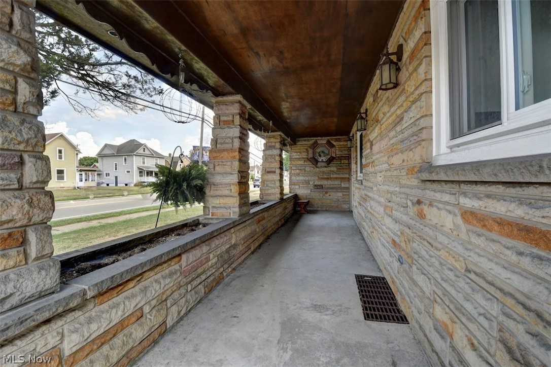 646 N Wooster Avenue Strasburg OH 44608