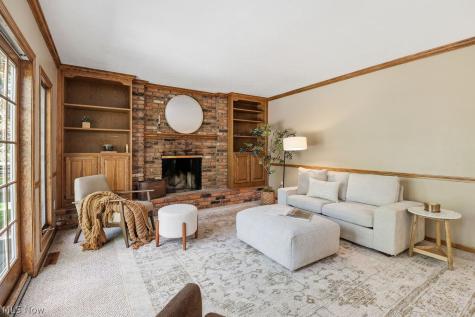 520 Kimerly Court Bay Village OH 44140