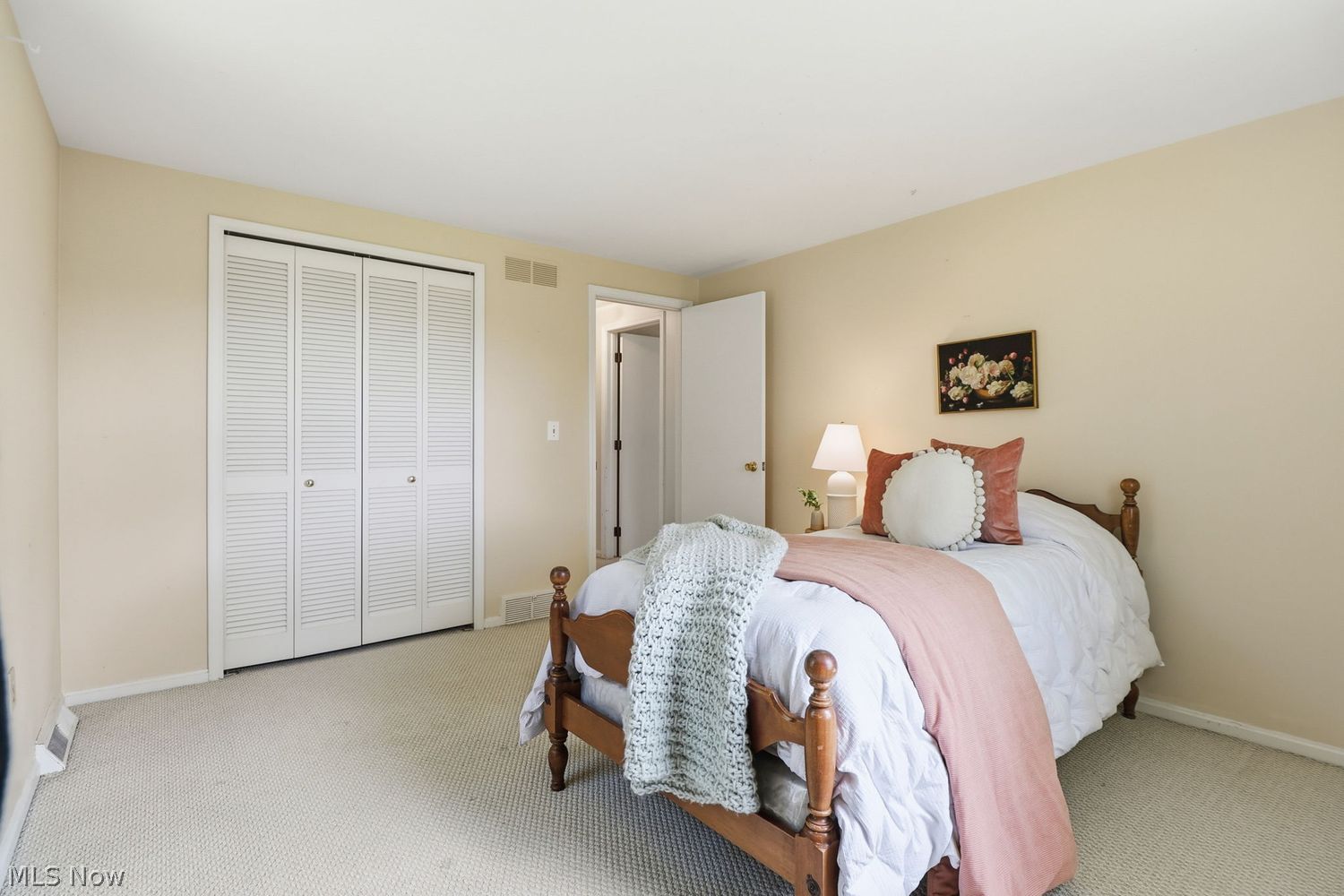 520 Kimerly Court Bay Village OH 44140