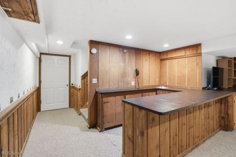 520 Kimerly Court Bay Village OH 44140