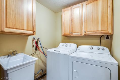5015 12th Street SW Canton OH 44710