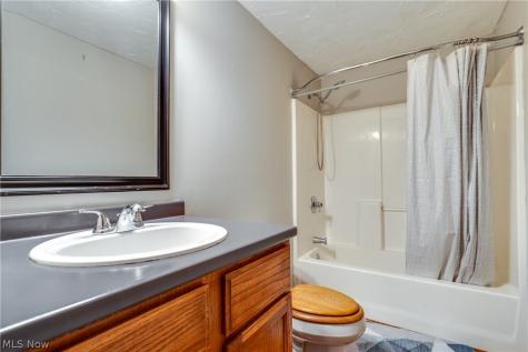 5015 12th Street SW Canton OH 44710