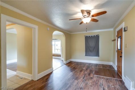 5015 12th Street SW Canton OH 44710