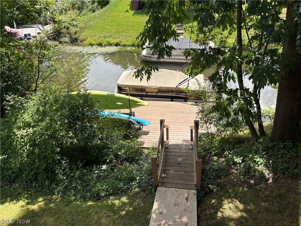 197 Ashtabula Point Roaming Shores OH 44084