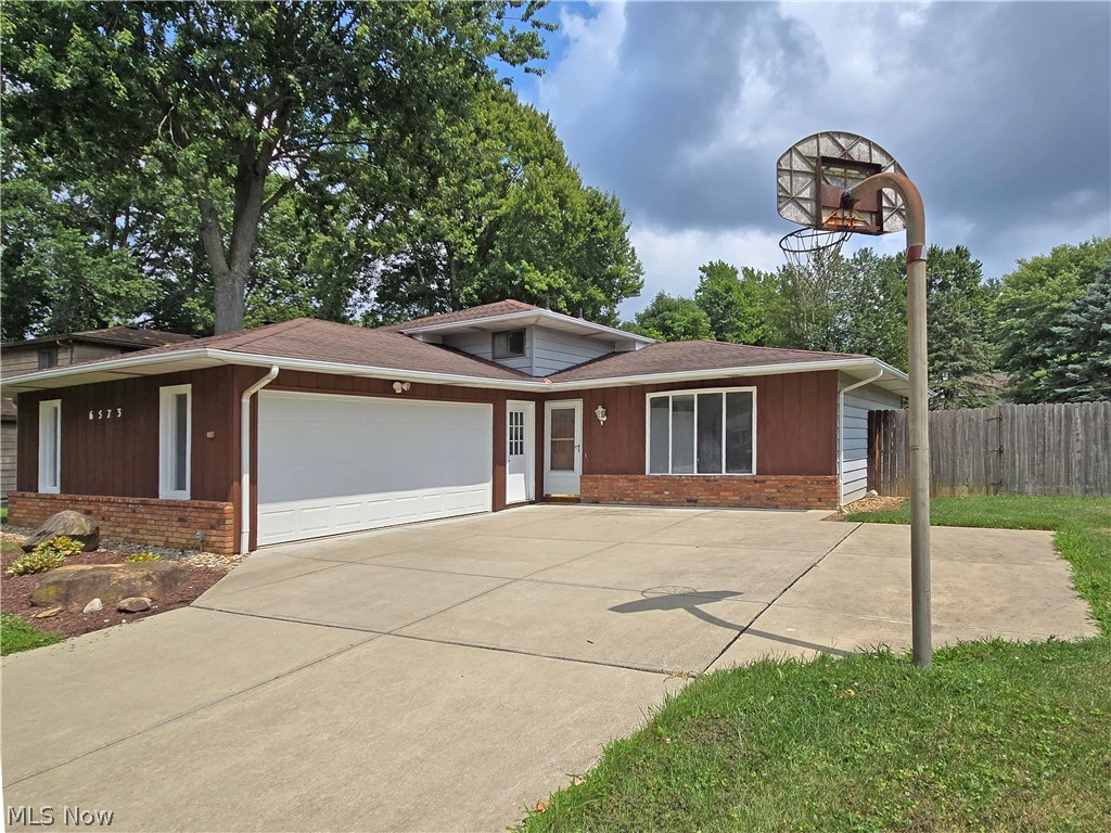 6573 Miller Drive North Ridgeville OH 44039