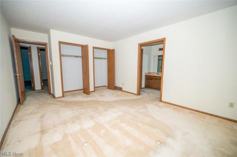 10110 Weathersfield Drive Mentor OH 44060