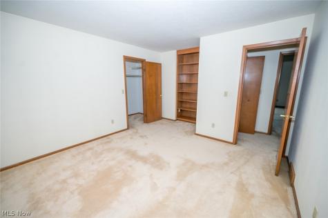 10110 Weathersfield Drive Mentor OH 44060
