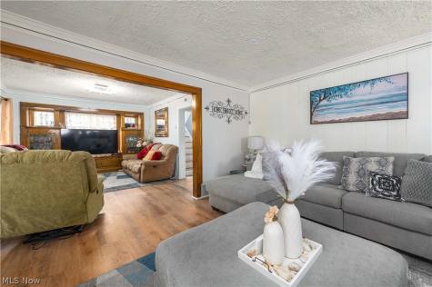 10801 Parkhurst Drive Cleveland OH 44111