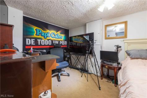 10801 Parkhurst Drive Cleveland OH 44111