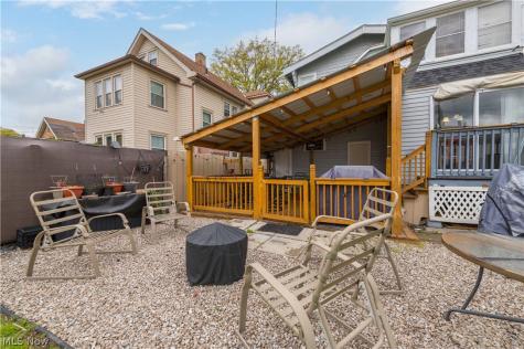 10801 Parkhurst Drive Cleveland OH 44111
