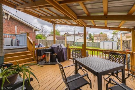 10801 Parkhurst Drive Cleveland OH 44111