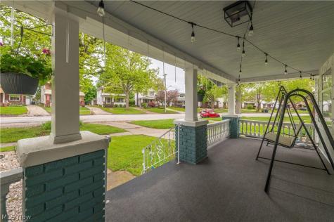 10801 Parkhurst Drive Cleveland OH 44111