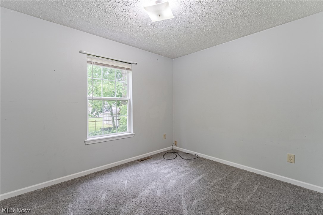 64 Byers Avenue Akron OH 44302