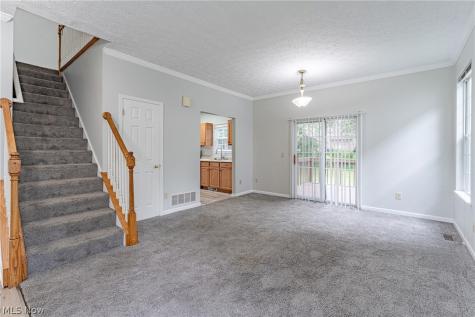 64 Byers Avenue Akron OH 44302