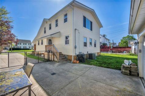 4762 S Hills Drive Cleveland OH 44109