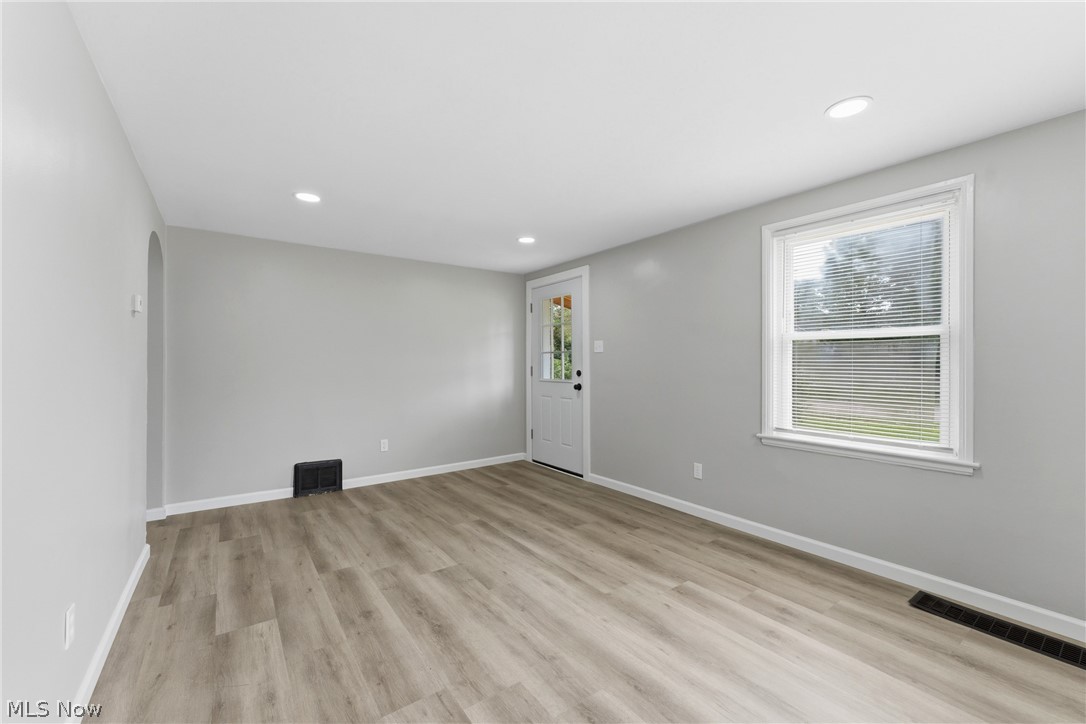 3502 Cleveland Avenue S Canton OH 44707