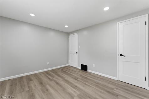 3502 Cleveland Avenue S Canton OH 44707