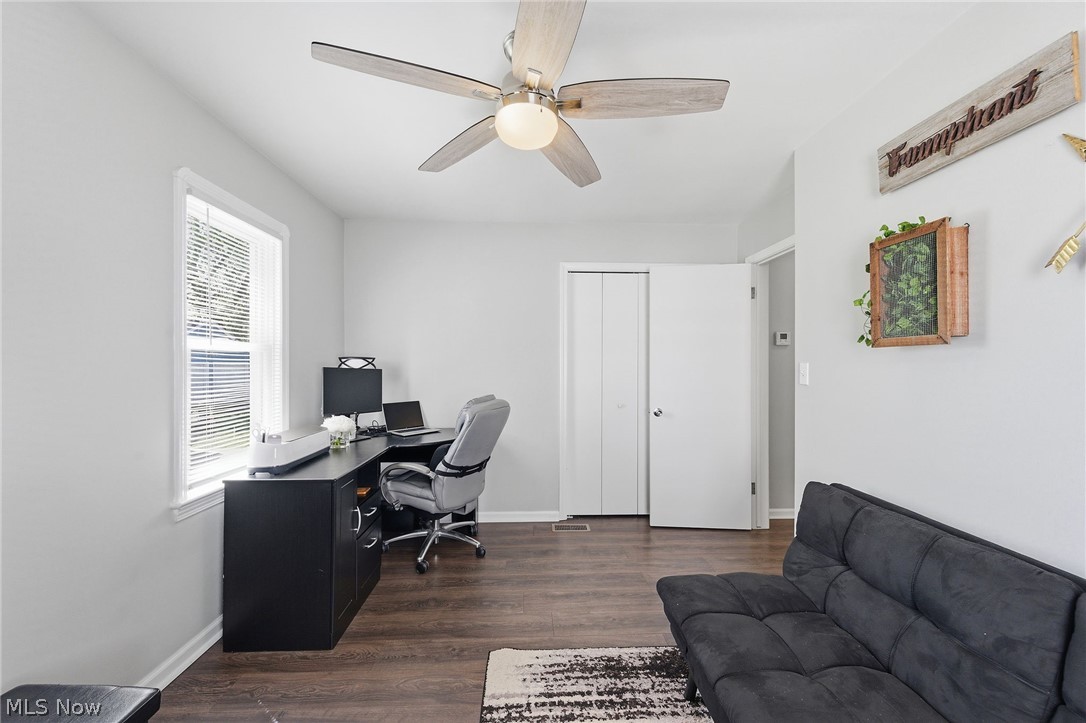 8303 Snow Road Parma OH 44129