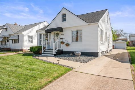8303 Snow Road Parma OH 44129