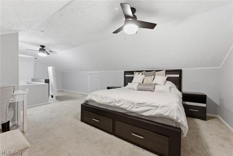 8303 Snow Road Parma OH 44129