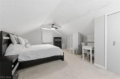 8303 Snow Road Parma OH 44129