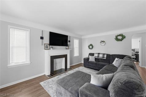 8303 Snow Road Parma OH 44129