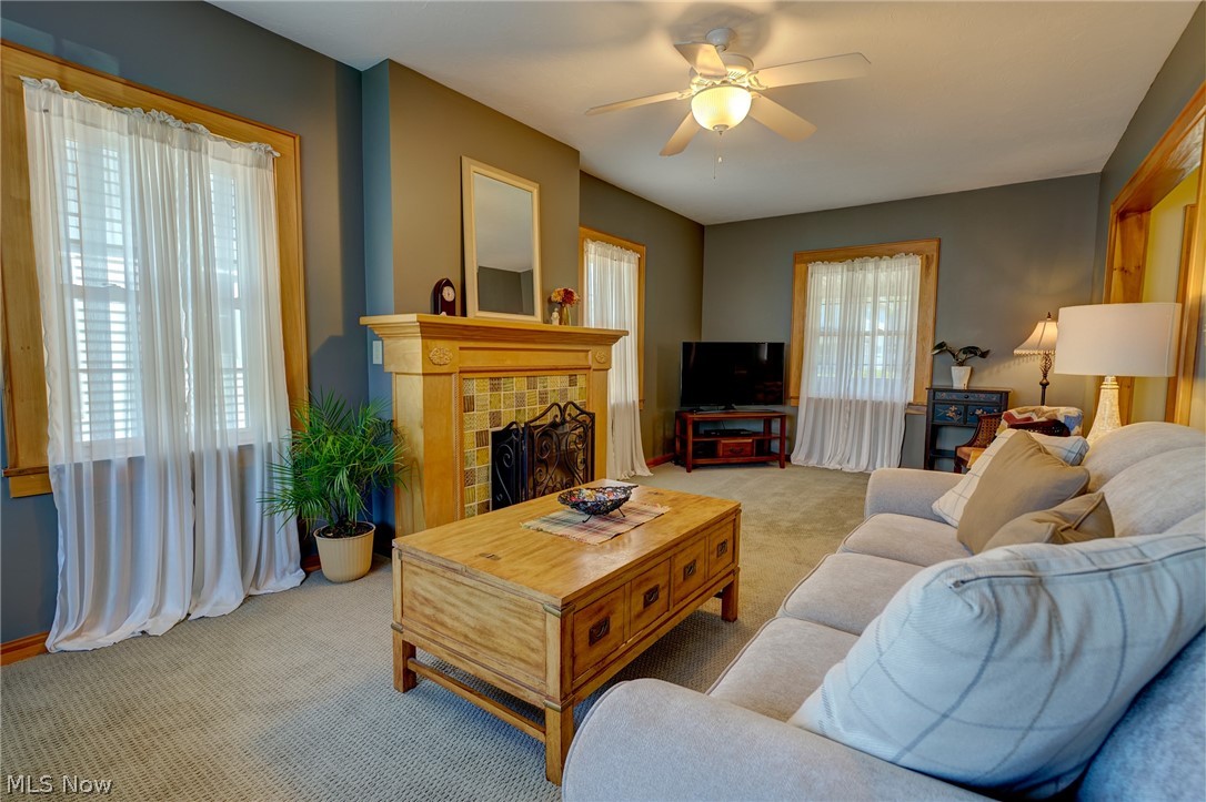 1614 Wyandotte Avenue Lakewood OH 44107