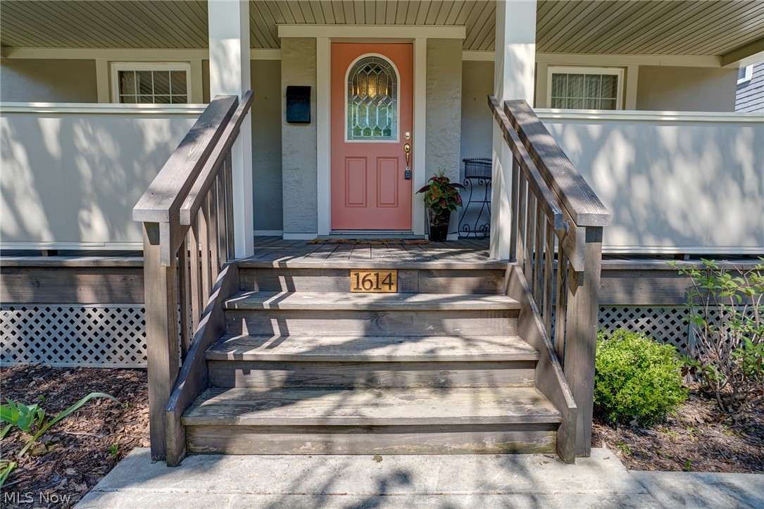 1614 Wyandotte Avenue Lakewood OH 44107