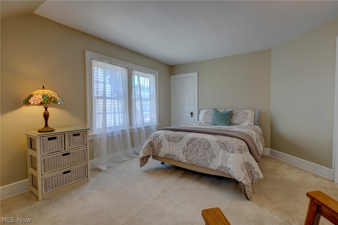 1614 Wyandotte Avenue Lakewood OH 44107