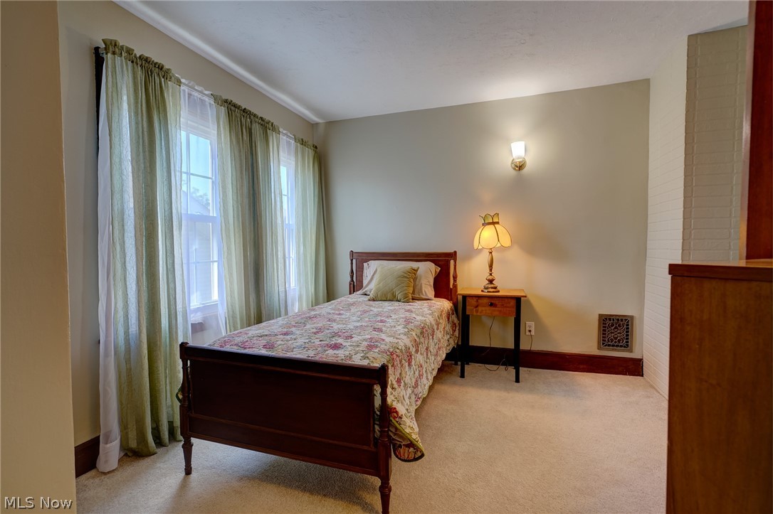 1614 Wyandotte Avenue Lakewood OH 44107