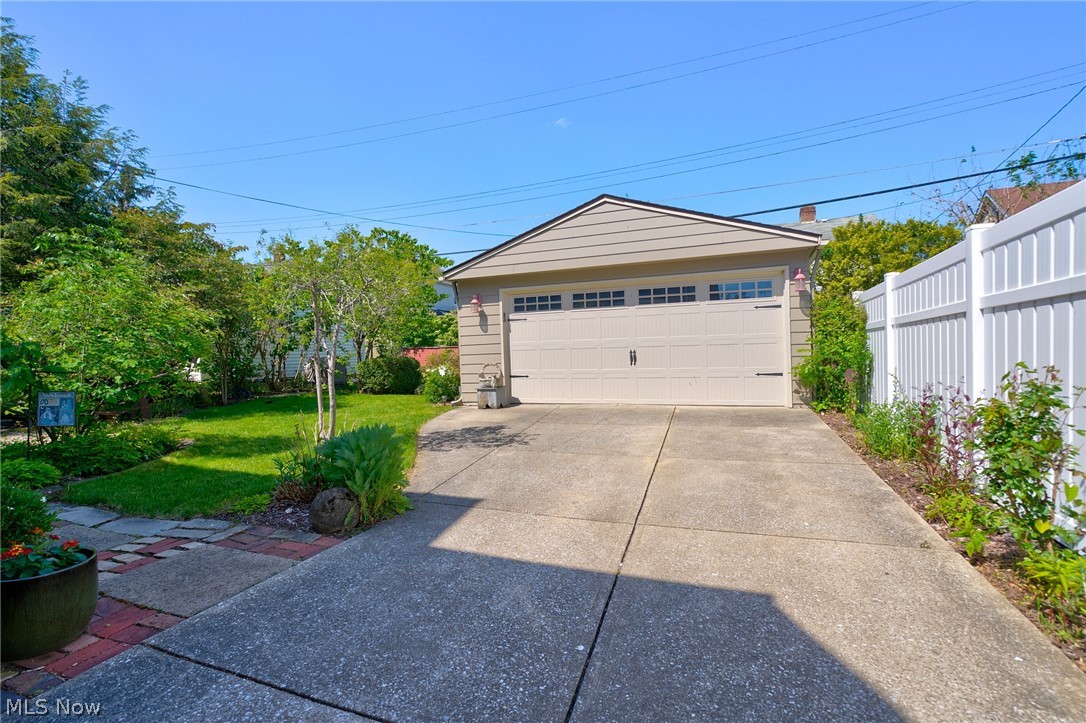 1614 Wyandotte Avenue Lakewood OH 44107
