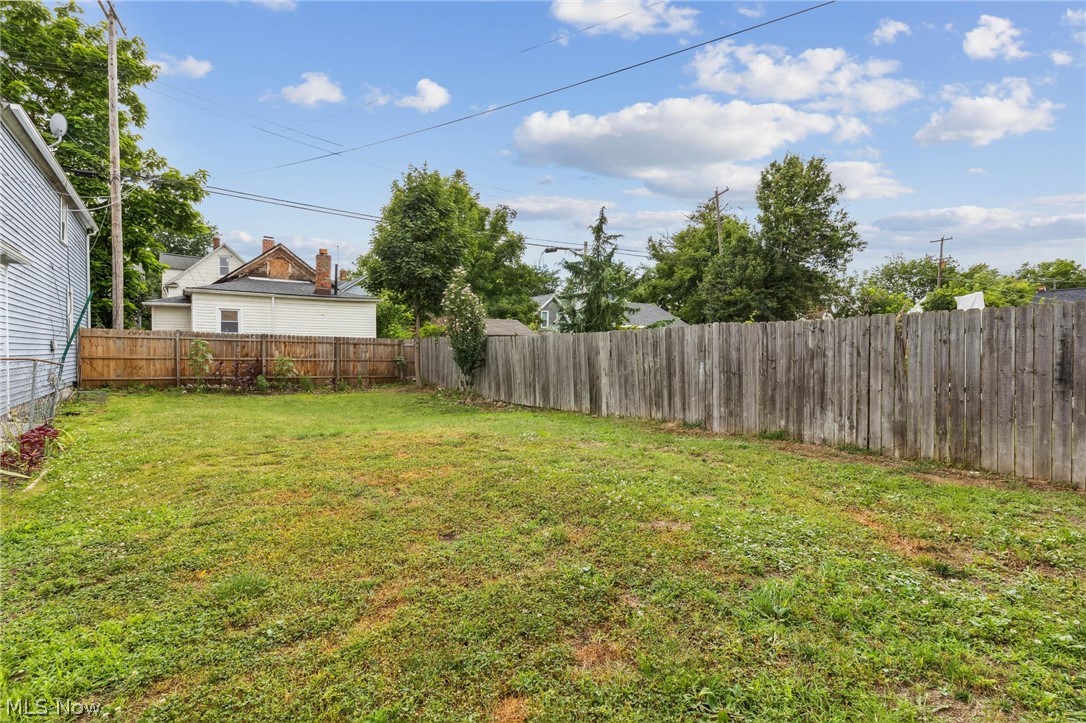 1950 W 47th Street Cleveland OH 44102