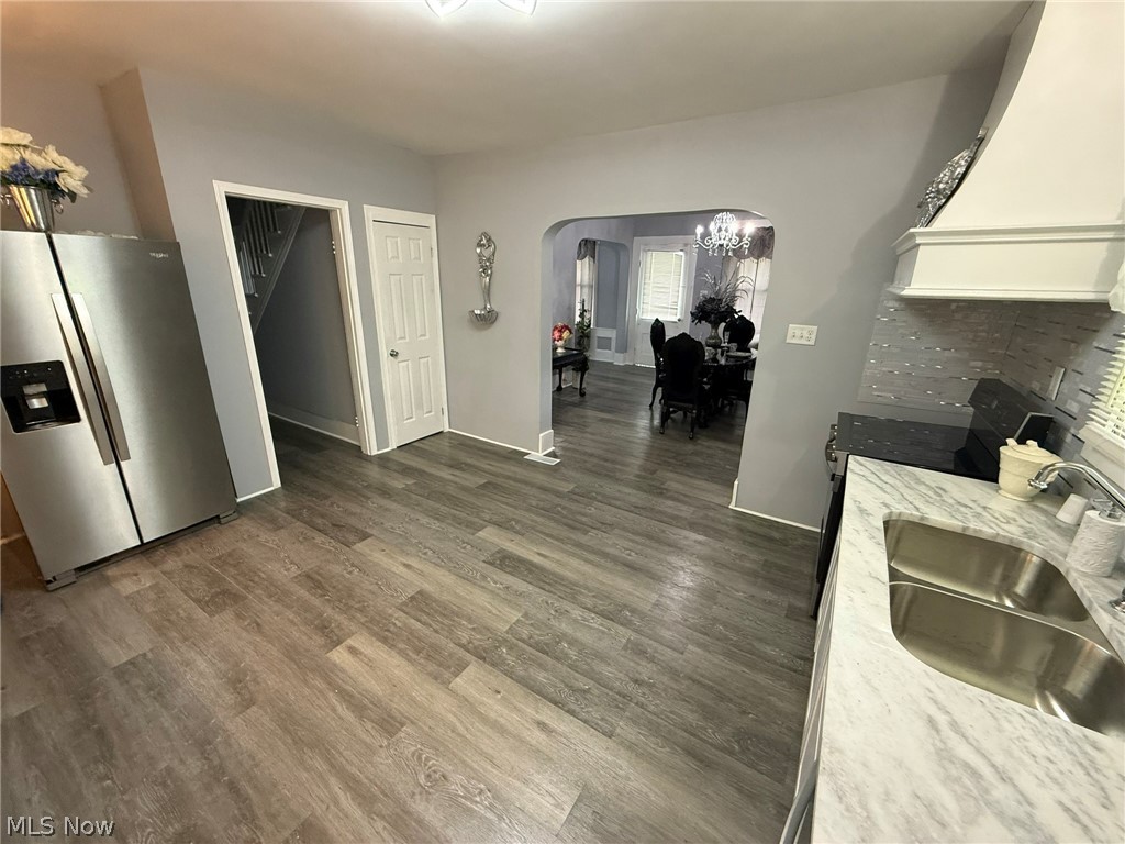 4528 Gintz Road NE Dover OH 44622