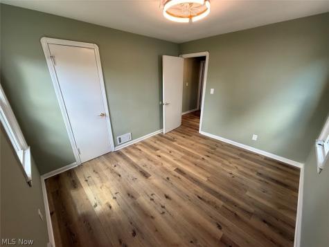 8314 Vineyard Avenue Cleveland OH 44105