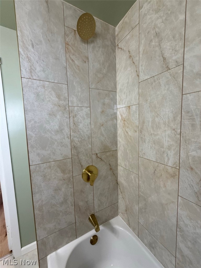 8314 Vineyard Avenue Cleveland OH 44105