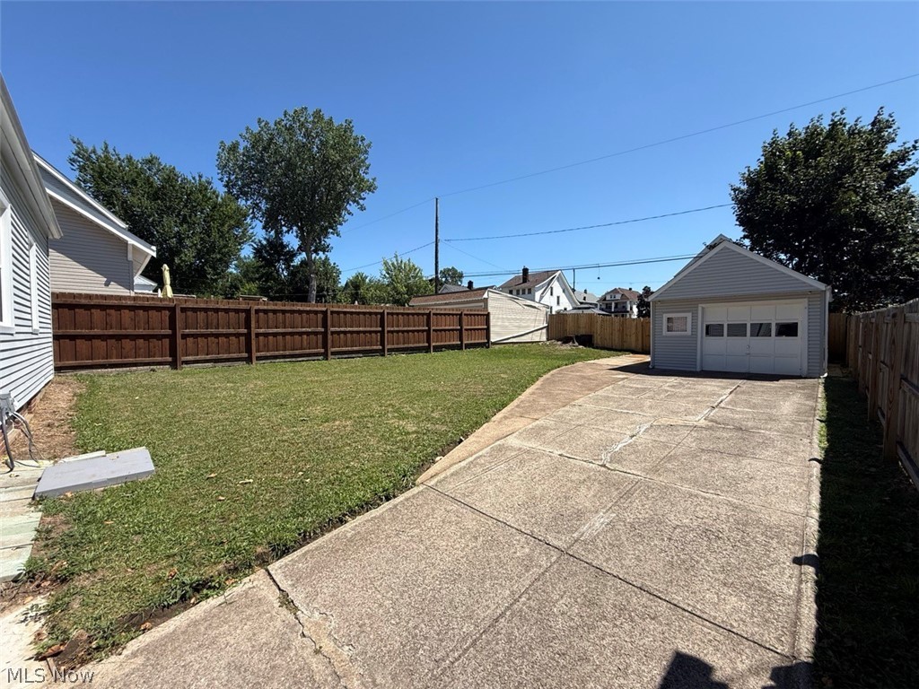 8314 Vineyard Avenue Cleveland OH 44105