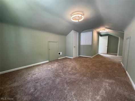 8314 Vineyard Avenue Cleveland OH 44105
