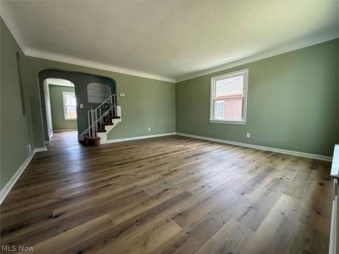 8314 Vineyard Avenue Cleveland OH 44105