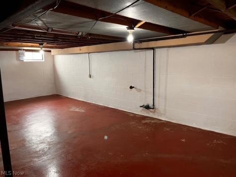 1021 W College Road Alliance OH 44601