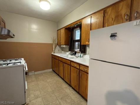 449 Marview Avenue Akron OH 44310