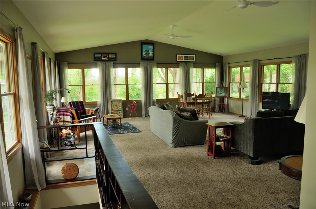1565 Duffus Road NE Howland OH 44484