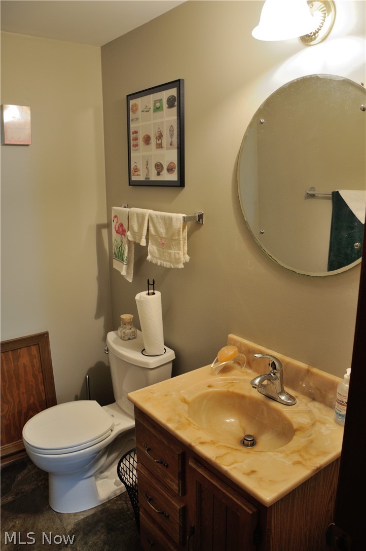 1565 Duffus Road NE Howland OH 44484