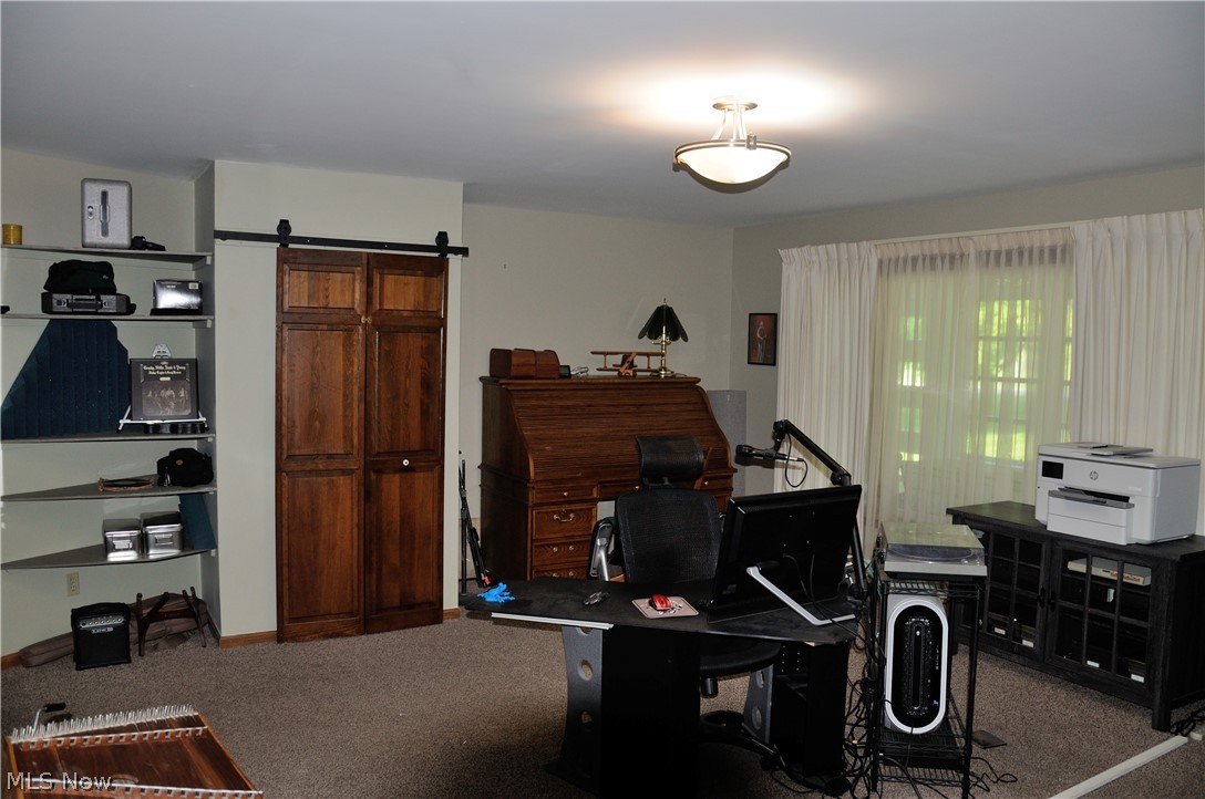 1565 Duffus Road NE Howland OH 44484