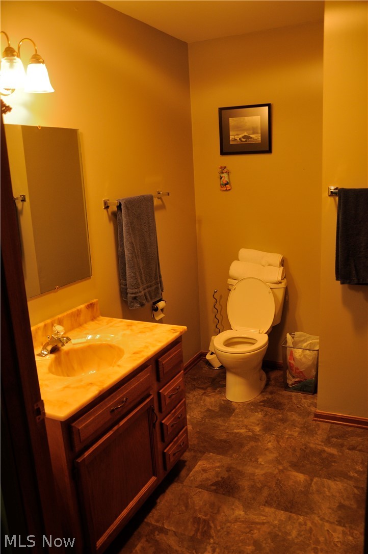 1565 Duffus Road NE Howland OH 44484