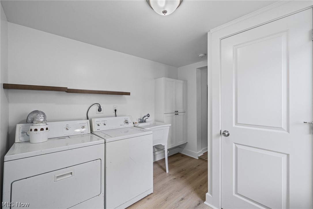 2702 Saratoga Avenue Old Brooklyn OH 44109