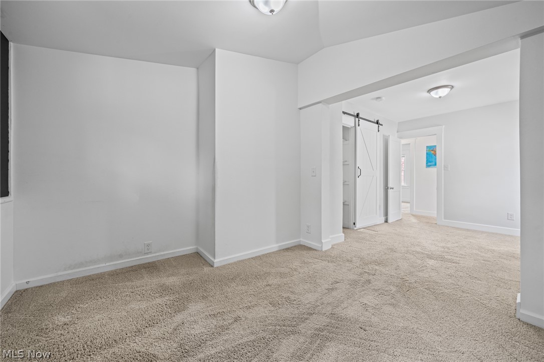 2702 Saratoga Avenue Old Brooklyn OH 44109