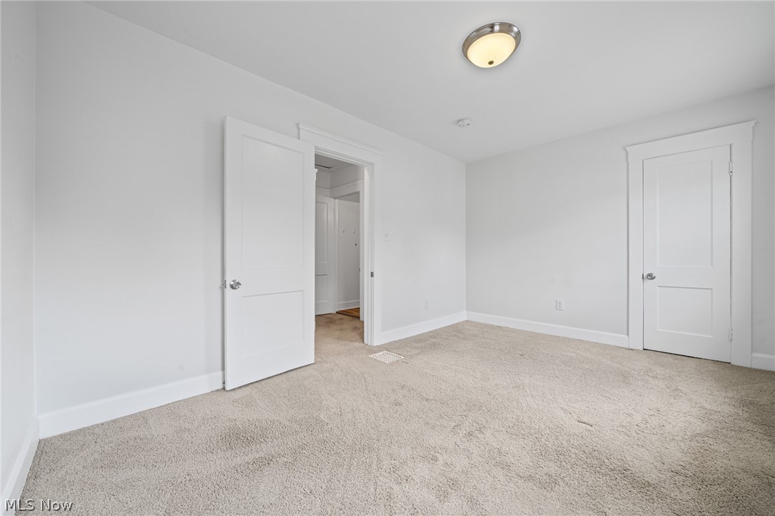 2702 Saratoga Avenue Old Brooklyn OH 44109