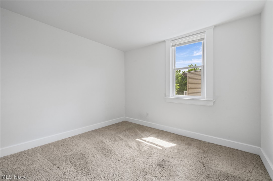 2702 Saratoga Avenue Old Brooklyn OH 44109