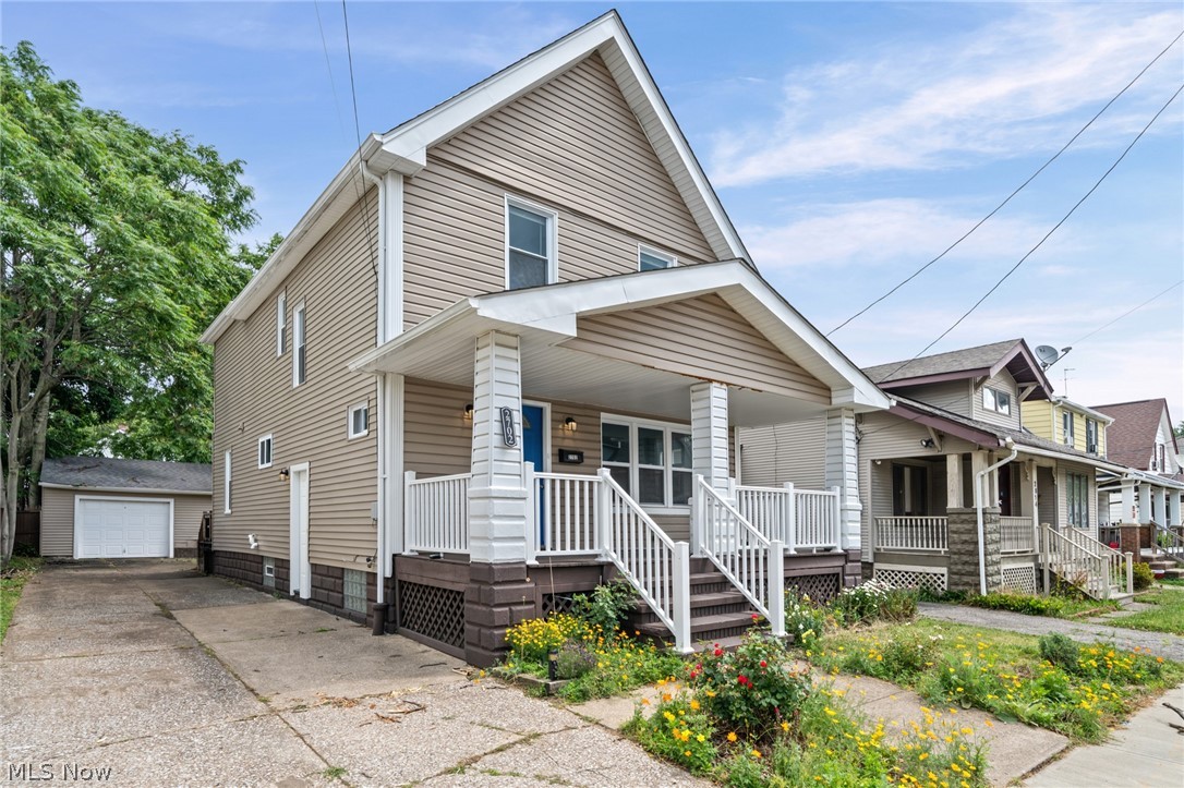 2702 Saratoga Avenue Old Brooklyn OH 44109